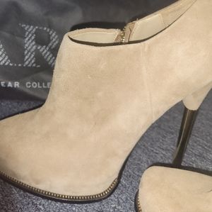 NWT Zara Sz 7 Suede Tan